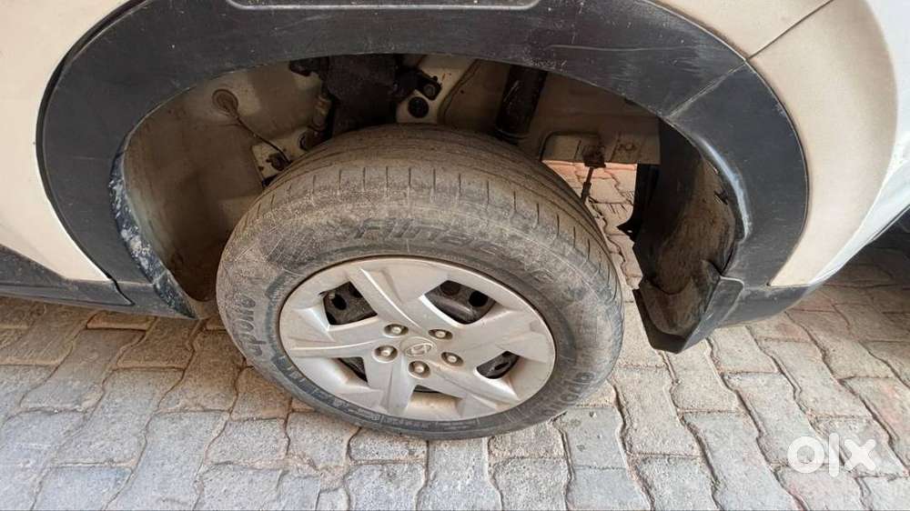 Hyundai Venue 2019 Petrol 65000 Km Driven