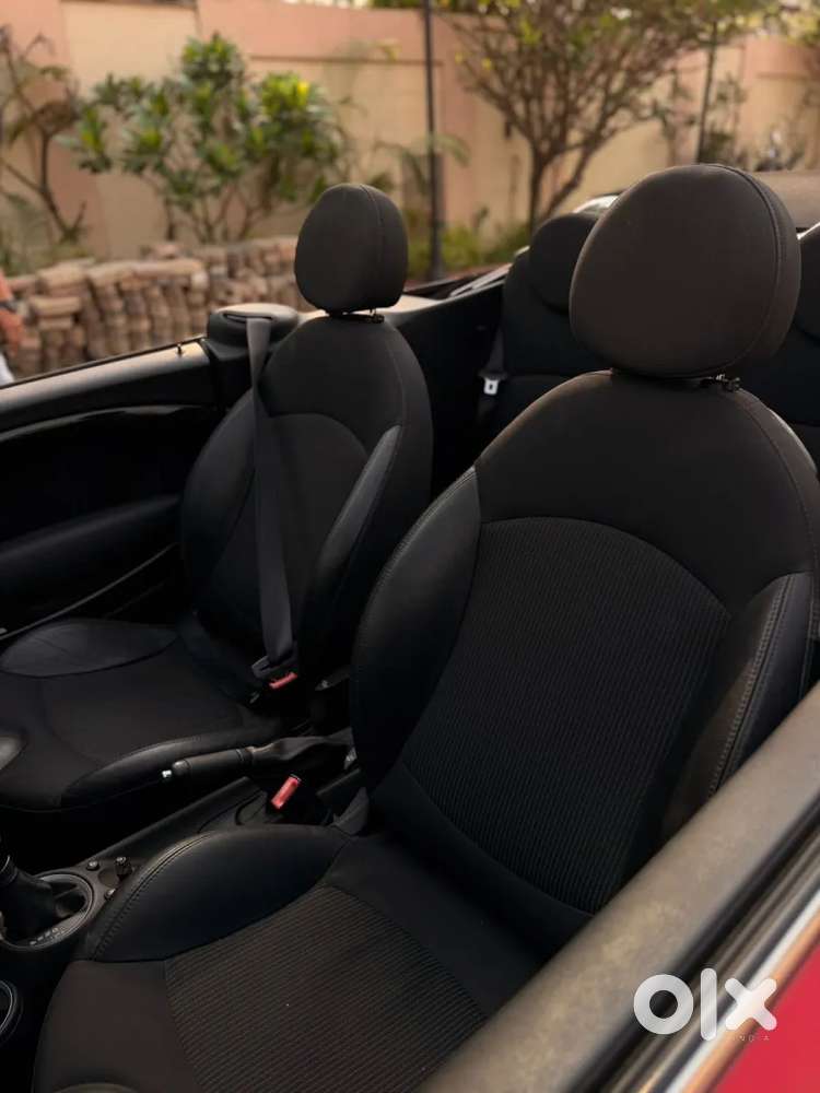 Mini Cooper Convertible, 2012, Petrol
