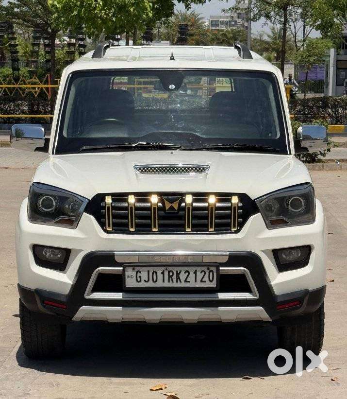 Mahindra Scorpio S10, 2015, Diesel