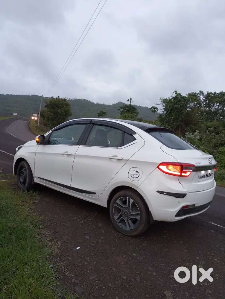 मॉडेल 2018 का है