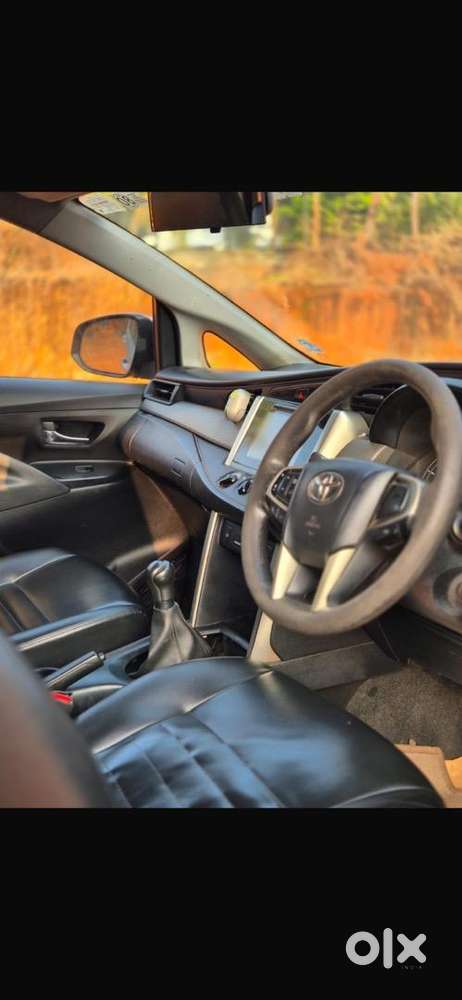 Toyota Innova Crysta 2018