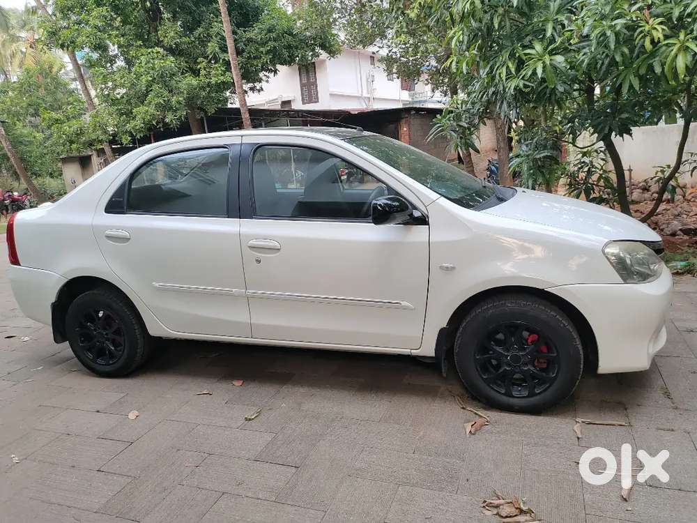 Toyota Etios 2012 Petrol Well Maintained