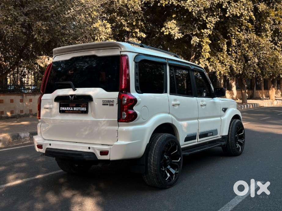 Mahindra Scorpio Classic 2.2 S 11 Mt 7 Str, 2024, Diesel