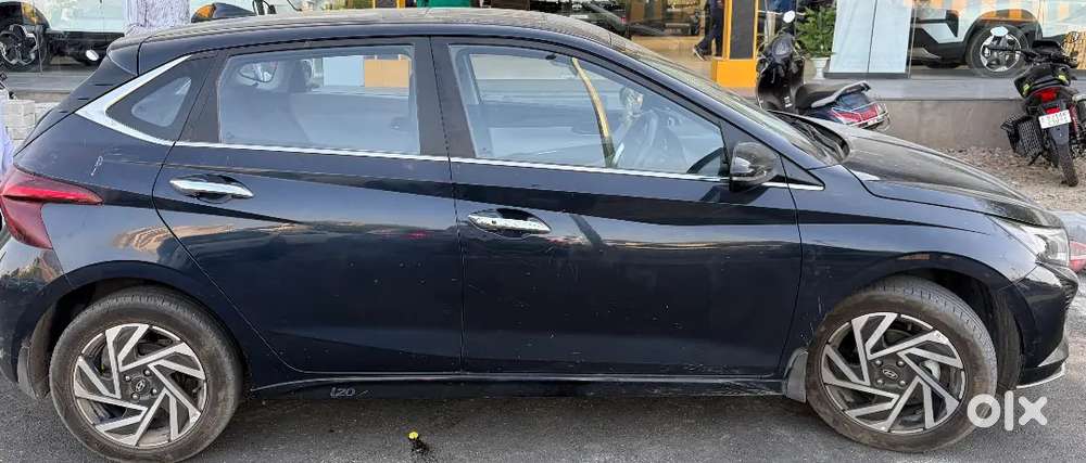 Single Handedly Driven Car December 2024 Purchase Car