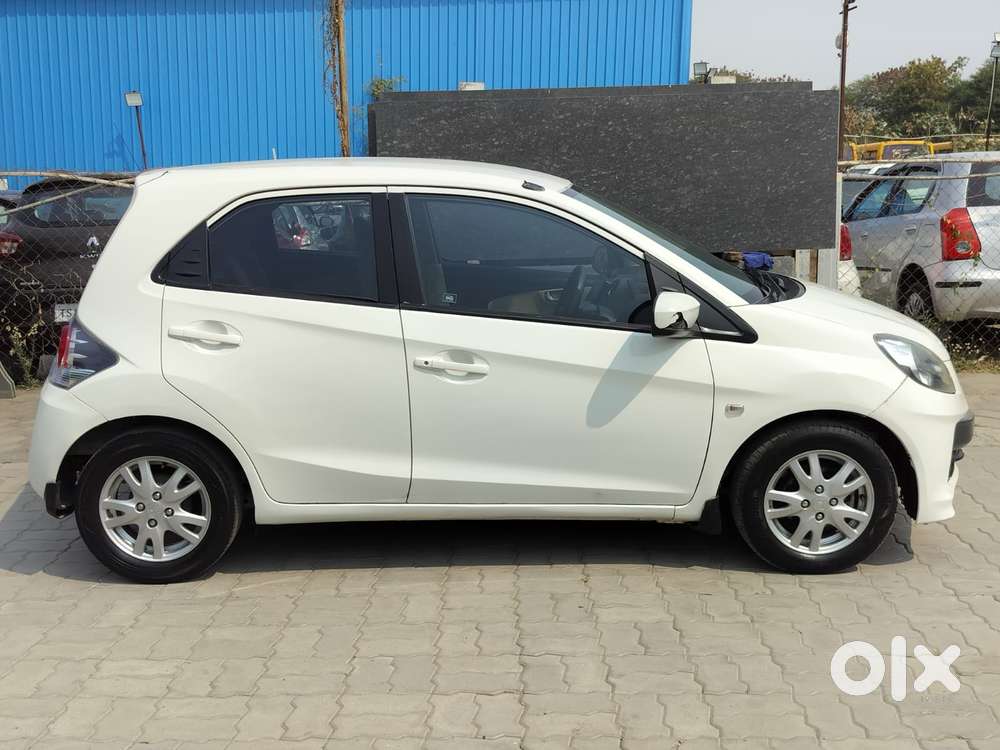 Honda Brio 2011-2013 V Mt, 2012, Petrol