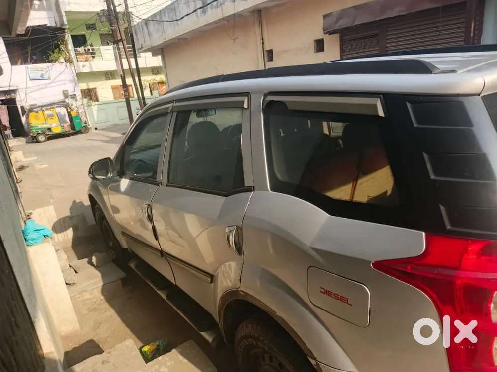 Mahindra Xuv500 2015