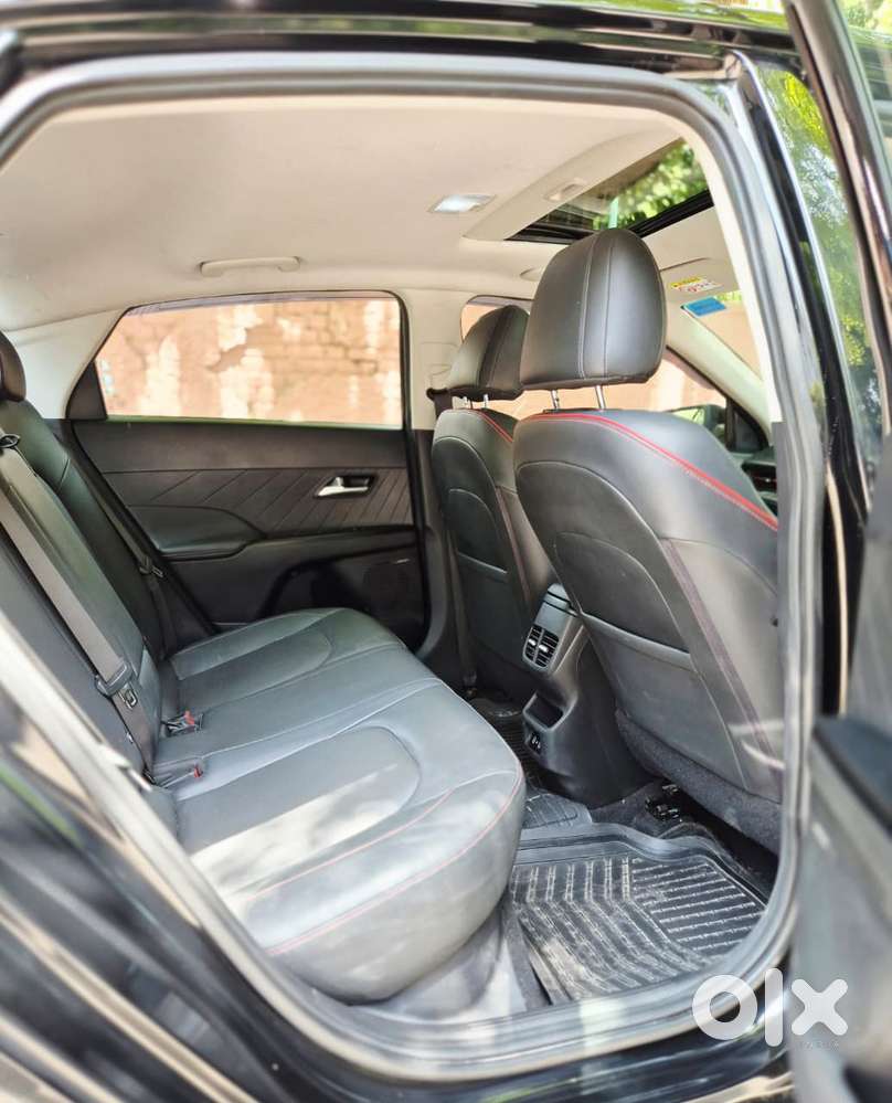 Hyundai Verna 1.5 Sx (o) Turbo Petrol Dct, 2023, Petrol