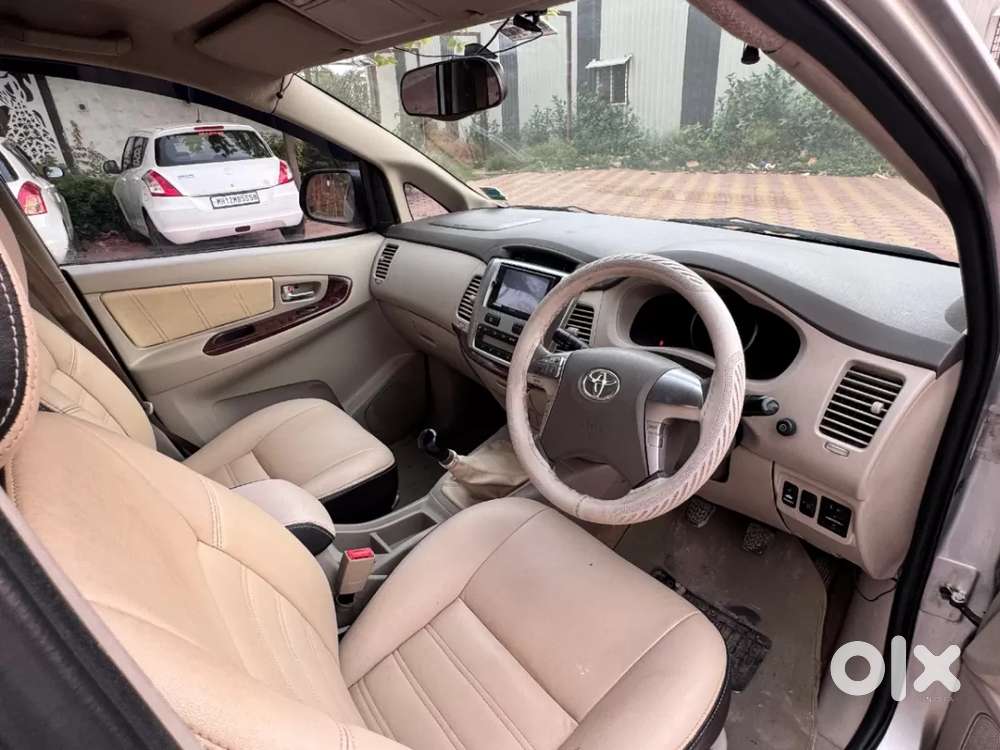 Toyota Innova 2.5 Ev Ps 7 Str Bs-iii, 2014, Diesel