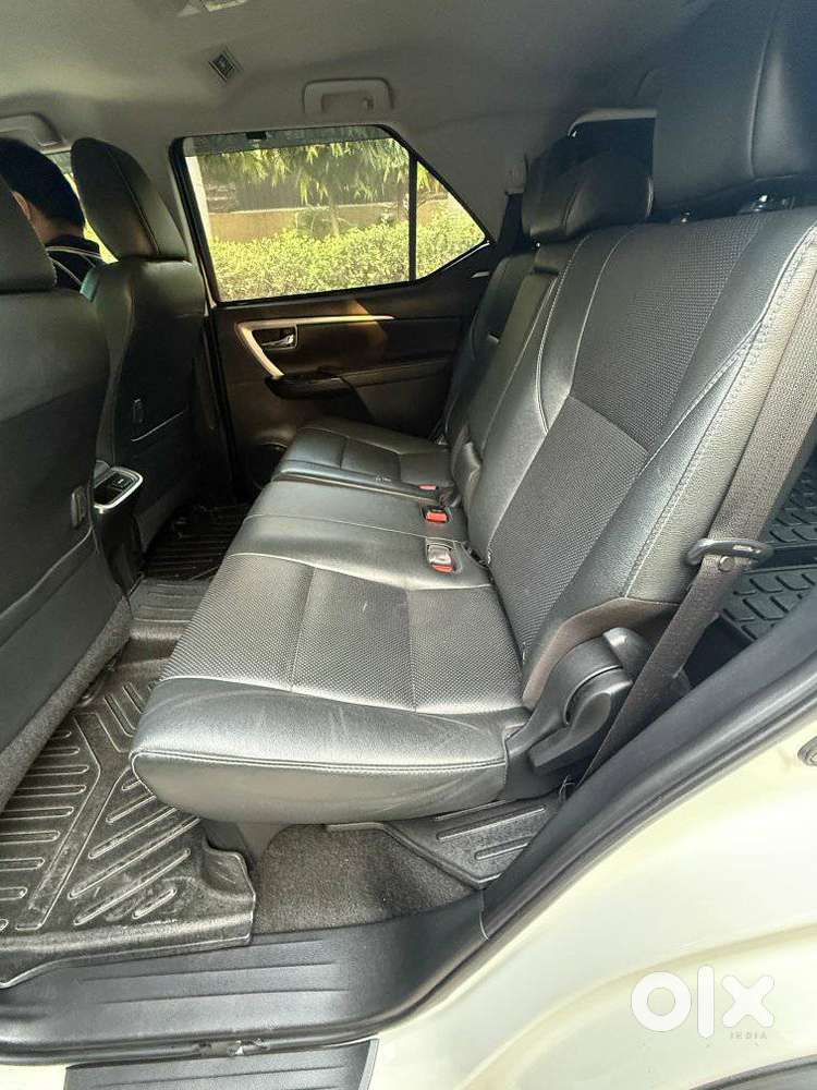 Toyota Fortuner Legender 4x2 At 2.8, 2022, Diesel
