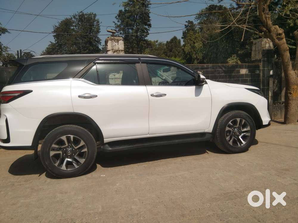 Toyota Fortuner Legender 4x4 At 2.8, 2024, Diesel