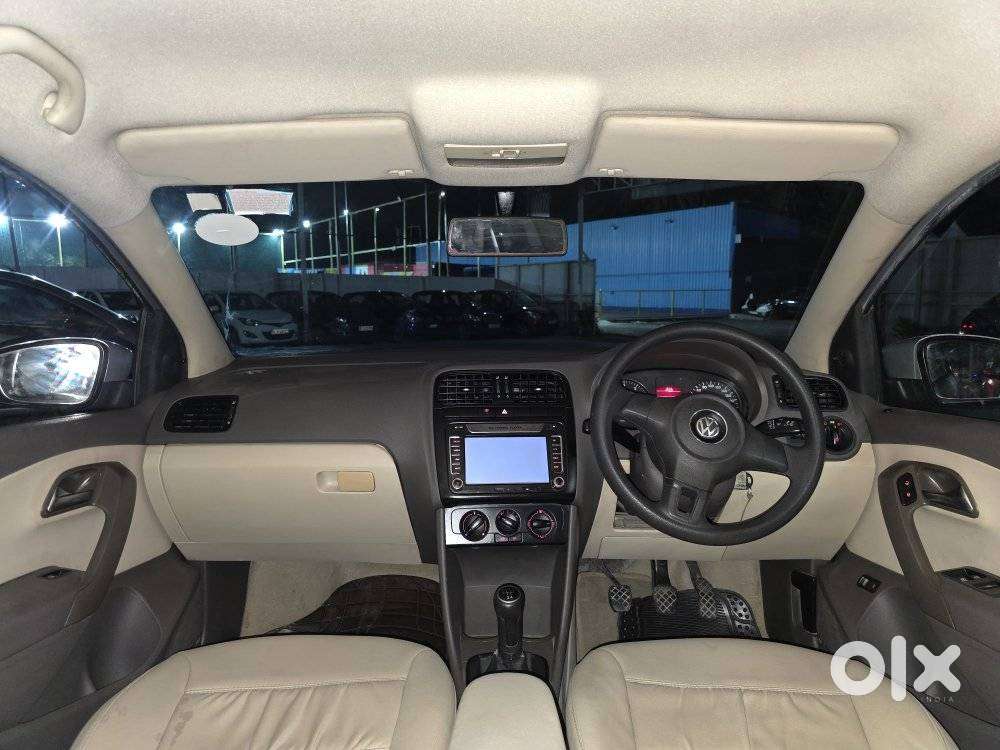 Volkswagen Vento, 2011, Petrol