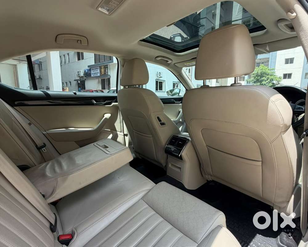 Skoda Superb 2.0 L&k Tsi At, 2020, Petrol
