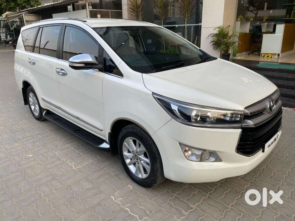 Toyota Innova Crysta 2.8z Automatic, 2017, Diesel