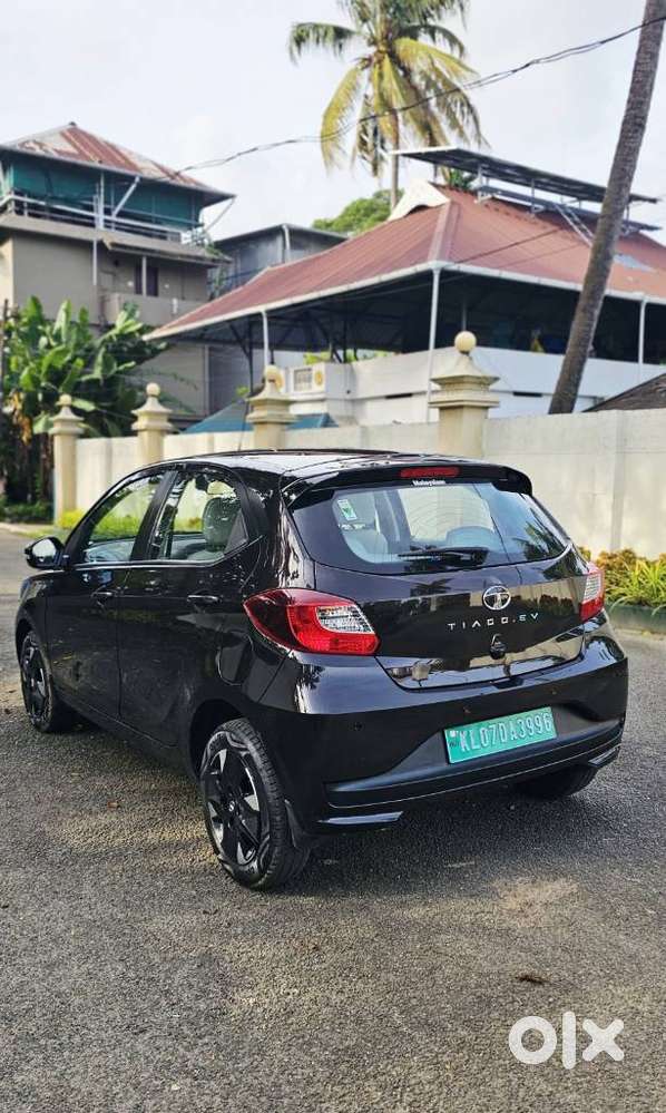 Tata Tiago EV XZ Plus Tech LUX Long Range Fast Charger, 2023, Electr.. - Photo 3