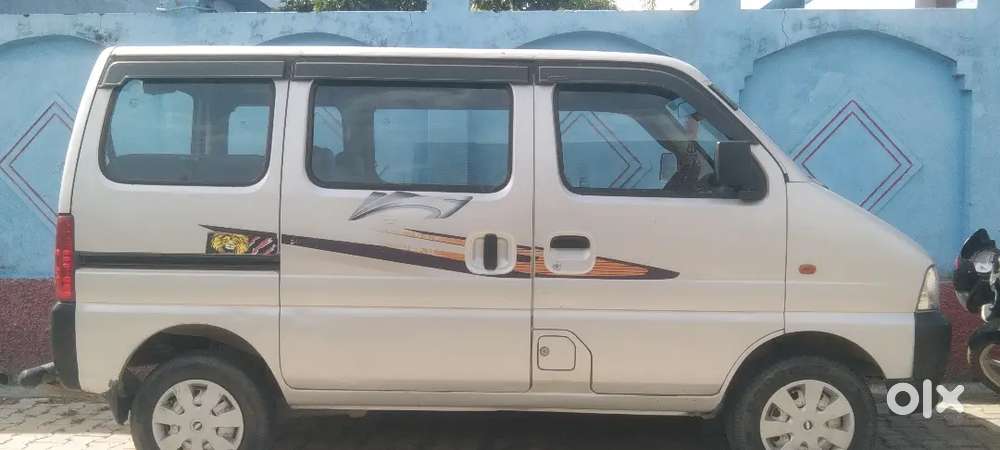 Maruti Suzuki Eeco 2017