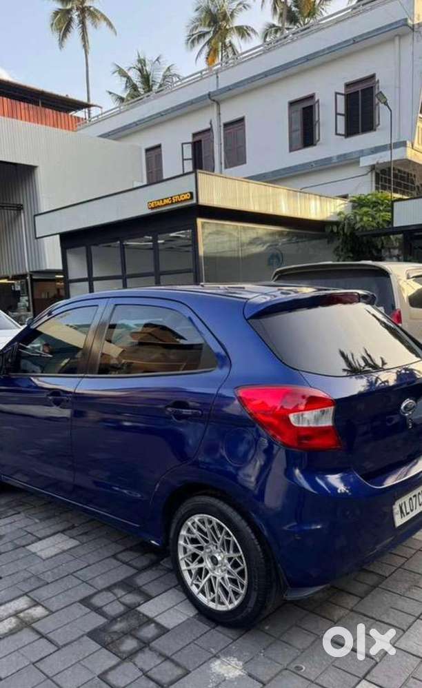Ford Petrol Manual 2016