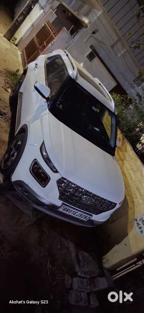 Hyundai New Venue 2019 Diesel 80000 Km Driven Sx(0)