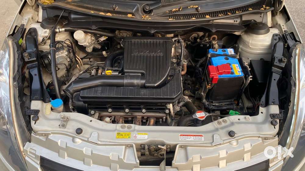 Maruti Suzuki Swift Dzire Vxi Optional, 2017, Petrol