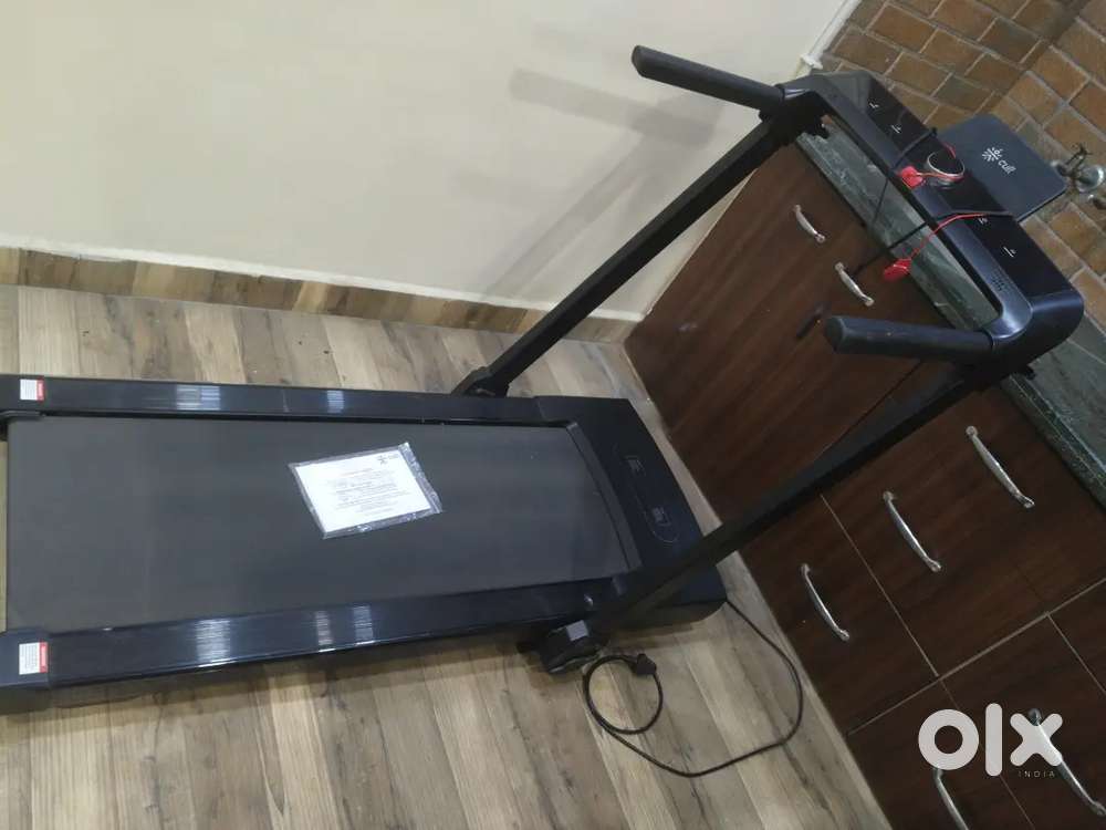 Treadmill/walking pad