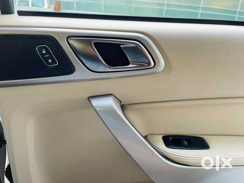 Ford Endeavour 2.2 Titanium 4x2 Mt, 2020, Diesel