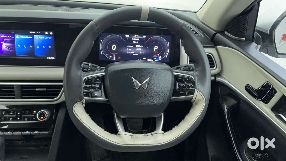 Mahindra Xuv700 2.0 Ax 7 Petrol At Luxury Pack Str, 2021, Petrol