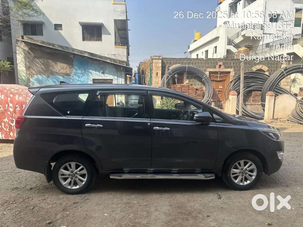 Toyota Innova Crysta 2017