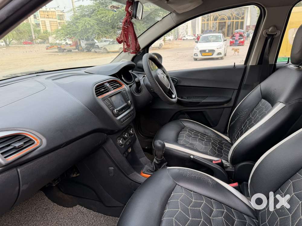 Tata Tiago, 2018, Petrol