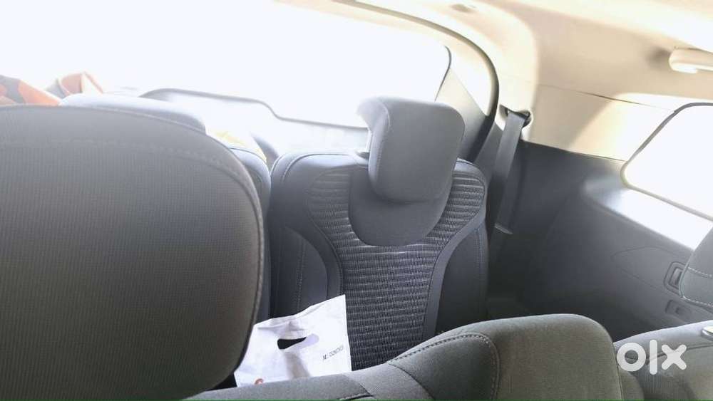 Mahindra Xuv700 2.2 Ax 5 Diesel Mt 7 Str, 2024, Diesel