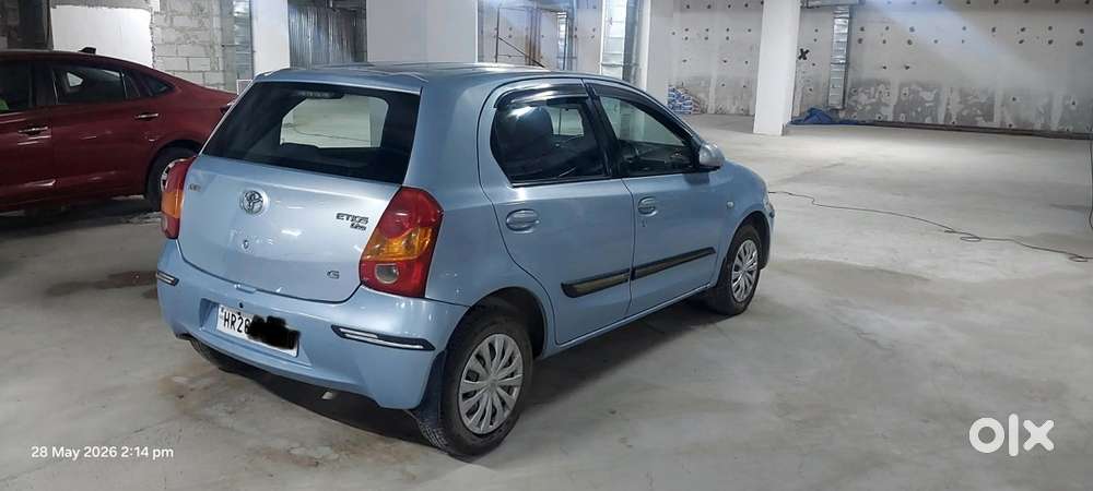 Toyota Etios Liva 2012 Petrol Well Maintained