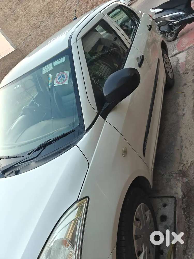 Maruti Suzuki Swift Dzire 2015 Diesel 95000 Km Driven