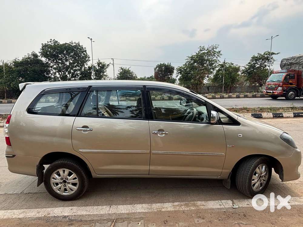 Toyota Innova 2.5 Vx 7 Str, 2011, Diesel