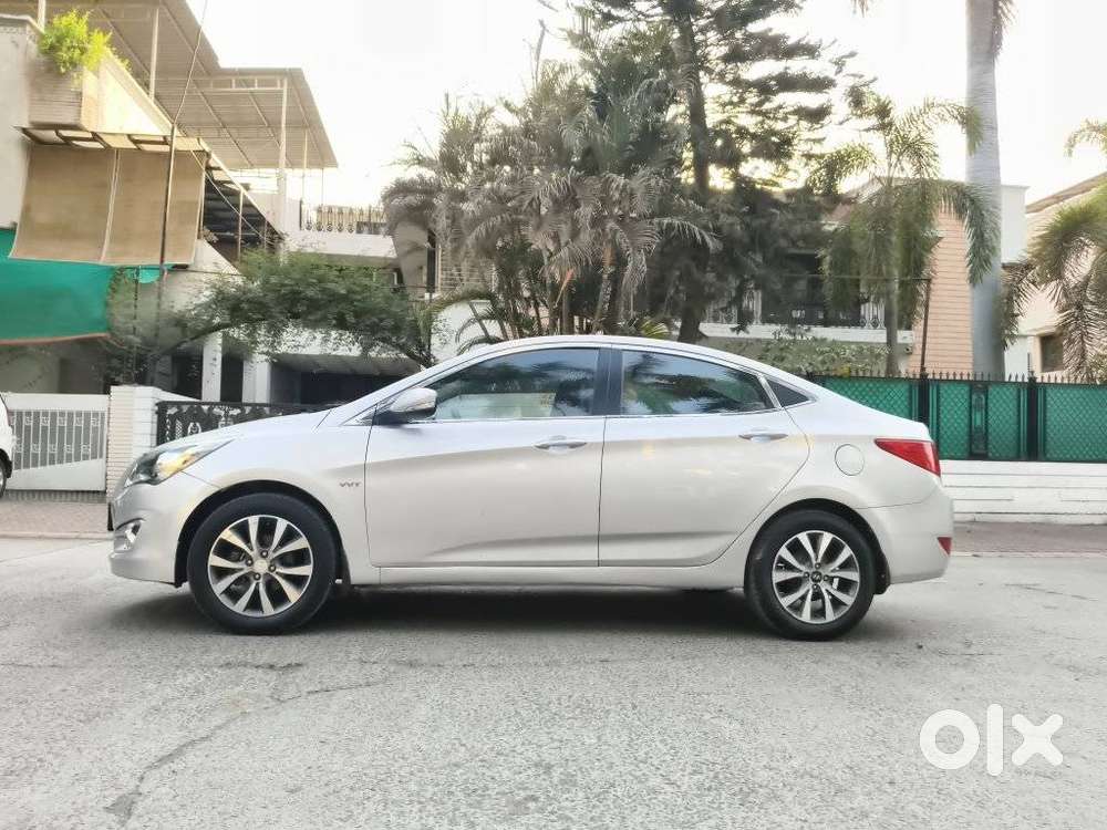 Hyundai Verna Vtvt 1.6 Sx, 2015, Petrol