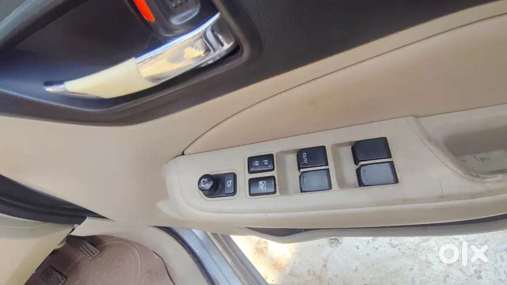 Maruti Suzuki Dzire 2021 Petrol 82000 Km Driven