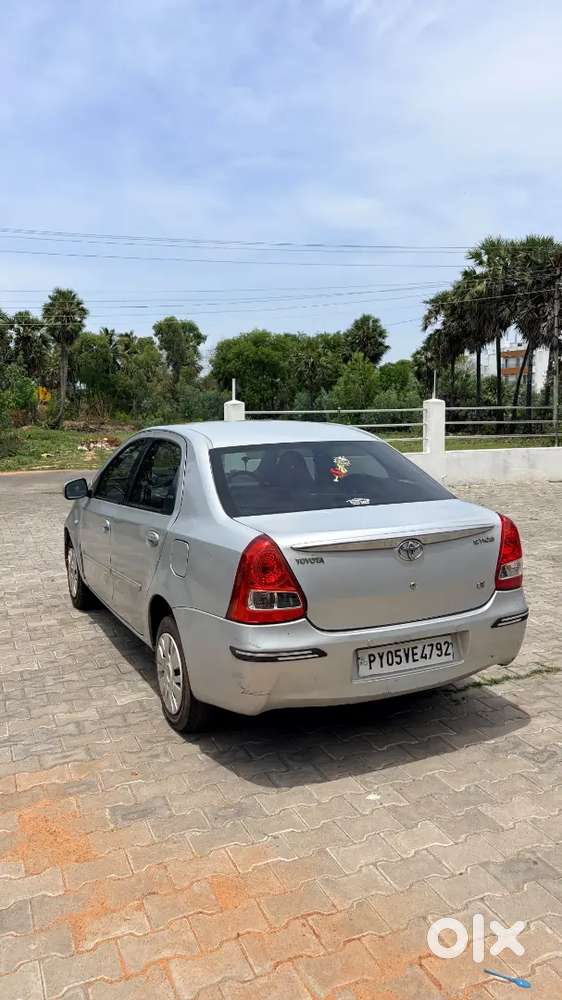 Toyota Etios 2011 Manual