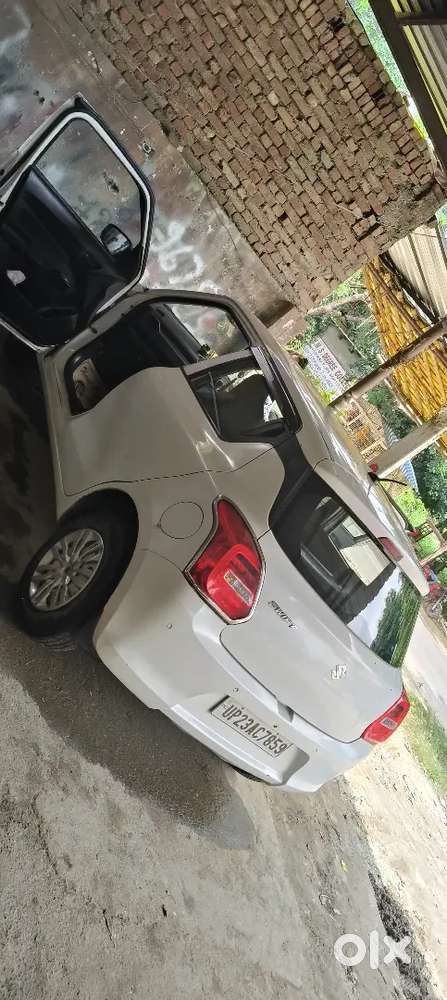 Maruti Suzuki Swift 2020 Petrol 76900 Km