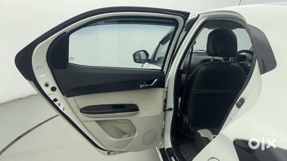 Tata Tiago 1.2 Revotron Xz Plus, 2022, Petrol