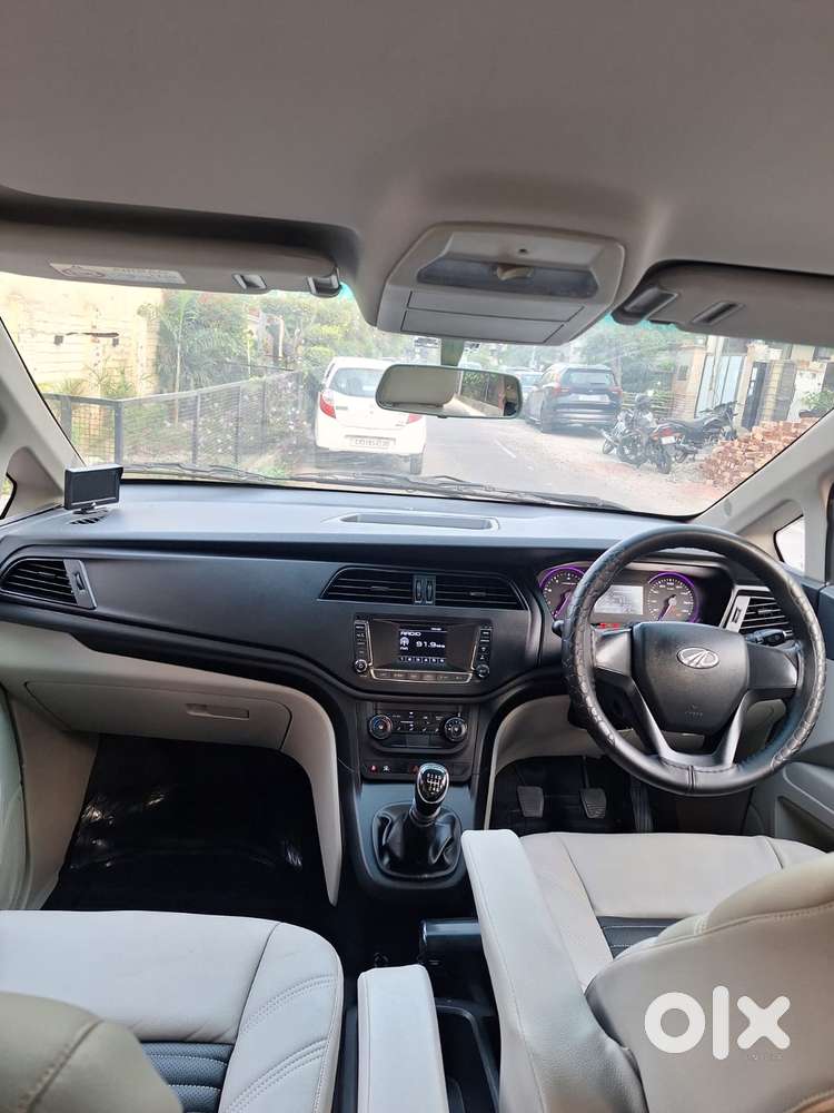 Mahindra Marazzo M4 8str, 2018, Diesel