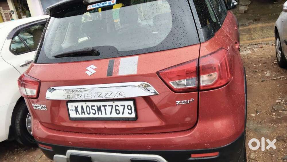 Maruti Suzuki Vitara Brezza Zdi Plus Dual Tone, 2016, Diesel