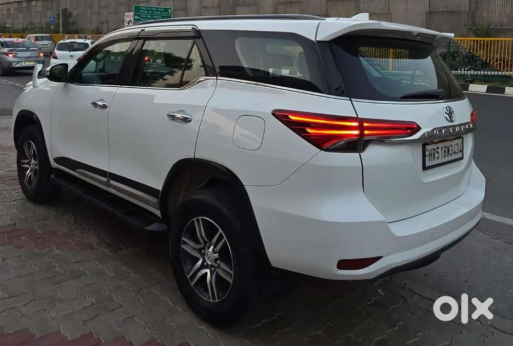 Toyota Fortuner Legender 2017