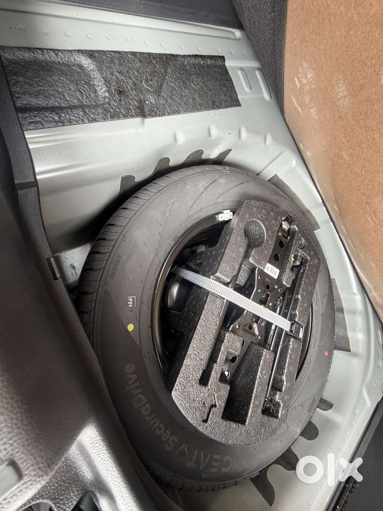 Skoda Kylaq Prestige At, 2025, Petrol