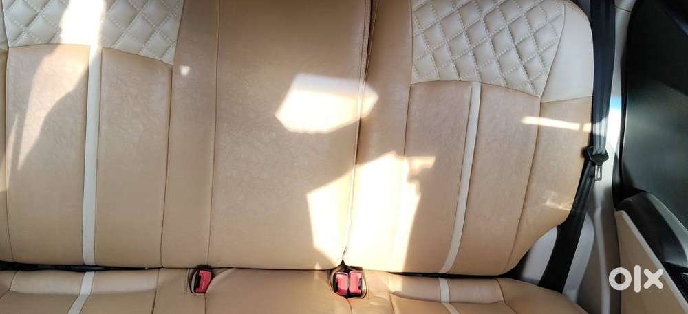 Mahindra Xuv300 W8, 2022, Petrol