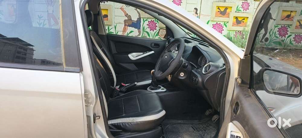 Ford Figo 2012-2015 Petrol Zxi, 2014, Petrol