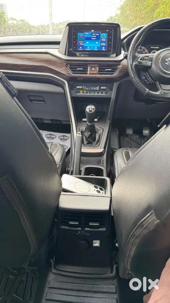 Brezza 1.5 Zxi Cng Dual Tone 2024 Top Model