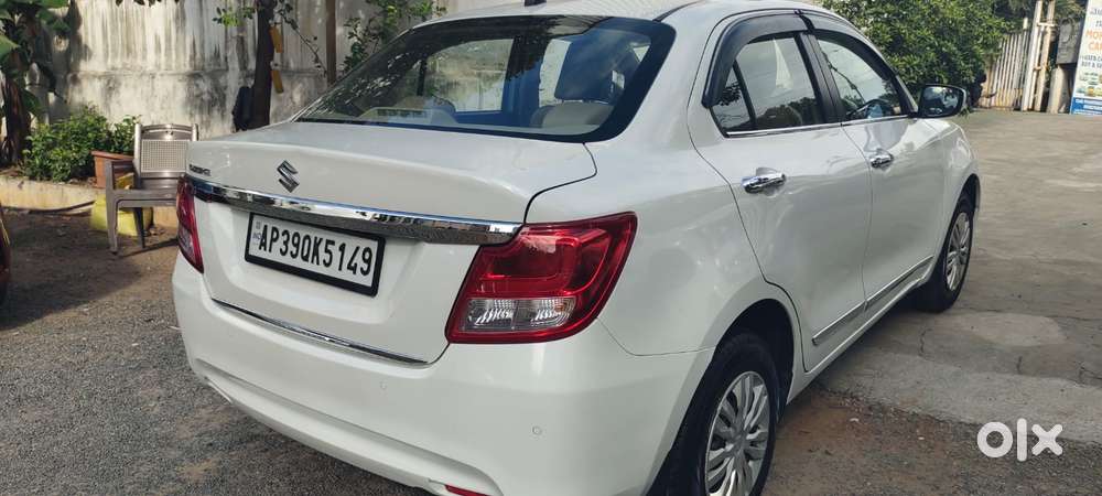 Maruti Suzuki Dzire 1.2 Vxi, 2023, Petrol