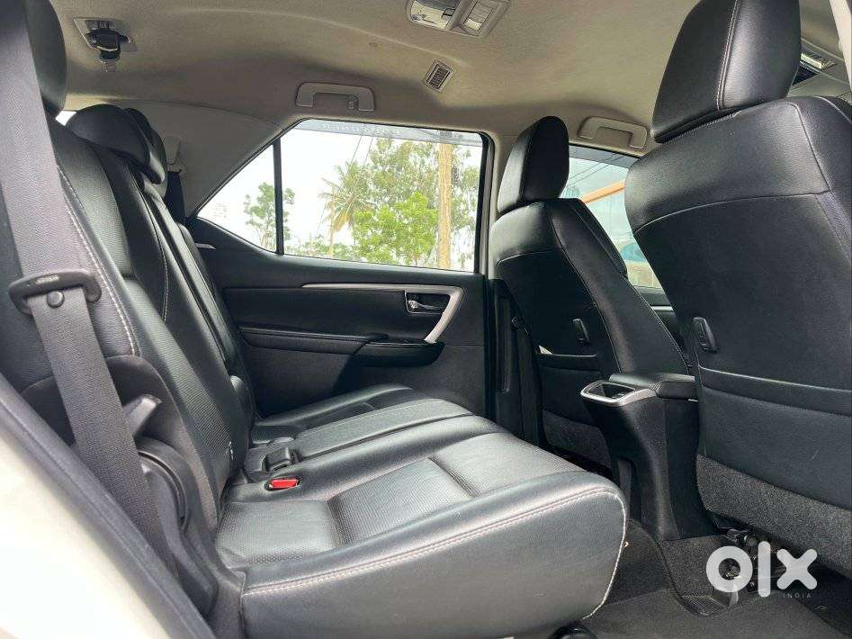 Toyota Fortuner 4x2 Mt 2.8 Diesel, 2021, Diesel