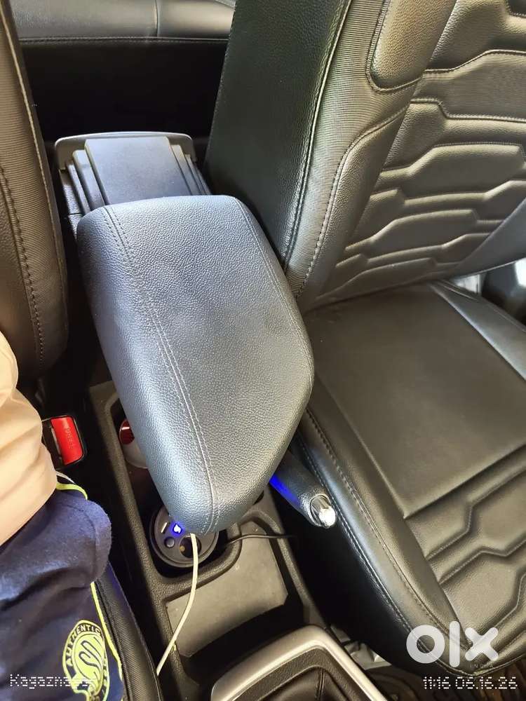 Maruti Suzuki Brezza 2023 Petrol Manual Dual Tone