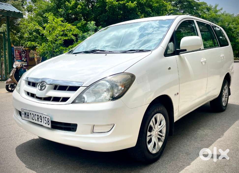 Toyota Innova 2.5 G (diesel) 8 Seater, 2005, Diesel