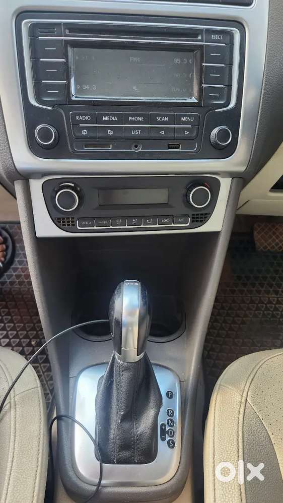 Volkswagen Vento 1.2 Highline Auto 2015 Petrol 86000 Km