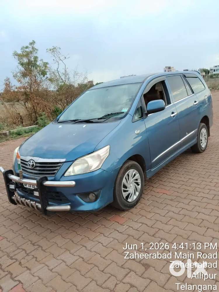 Toyota Innova 2013 Diesel 300000 Km Driven