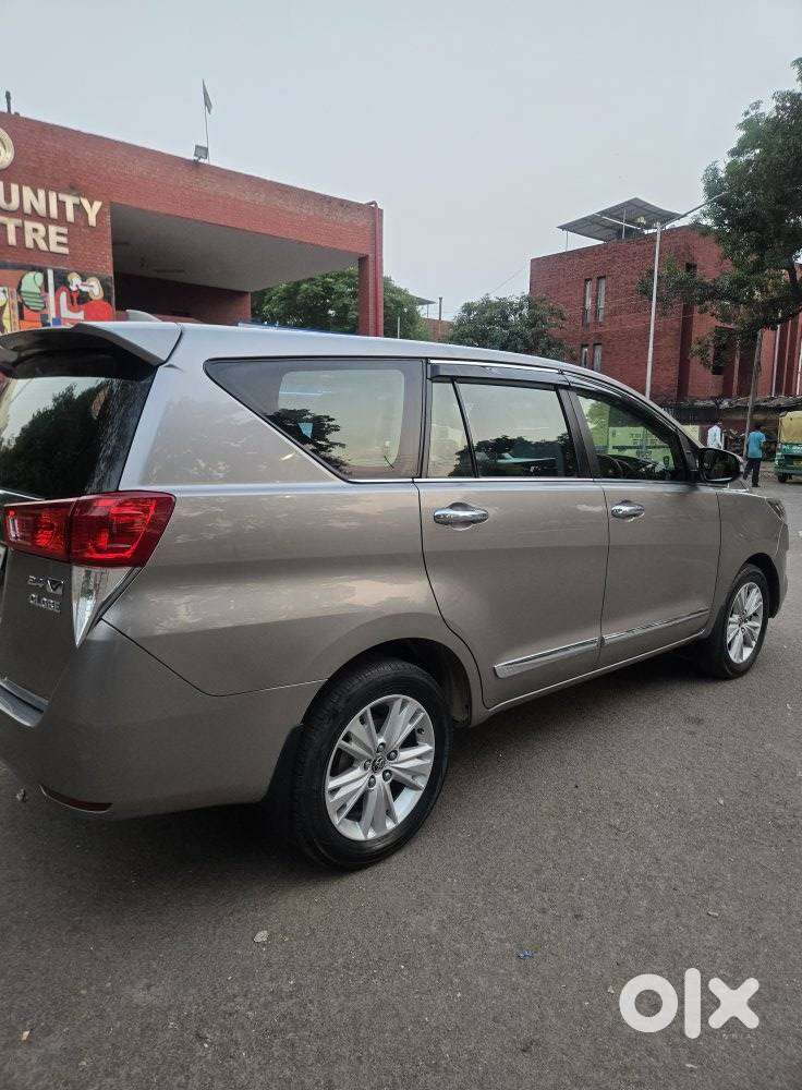 Toyota Innova Crysta 2.4 V 8 Str, 2019, Diesel